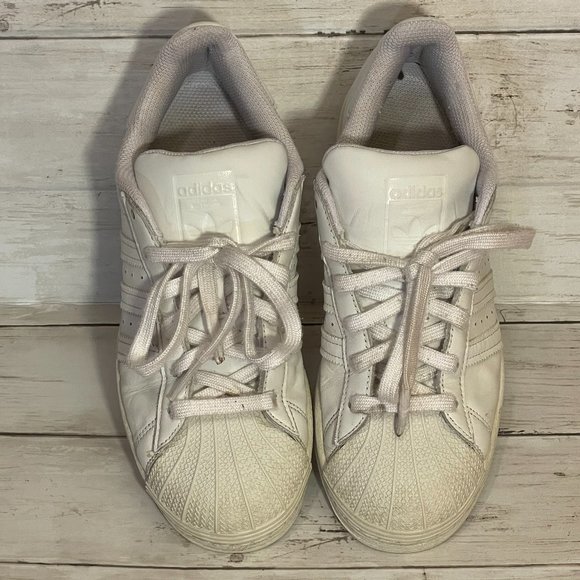 Adidas Traditional Superstar‎ White Leather Sneaker Size 7 - Picture 1 of 3